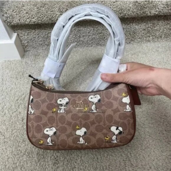 Coach X Peanuts Teri Shoulder Bag In Signature Canvas With Snoopy Print - Picture 1 of 6